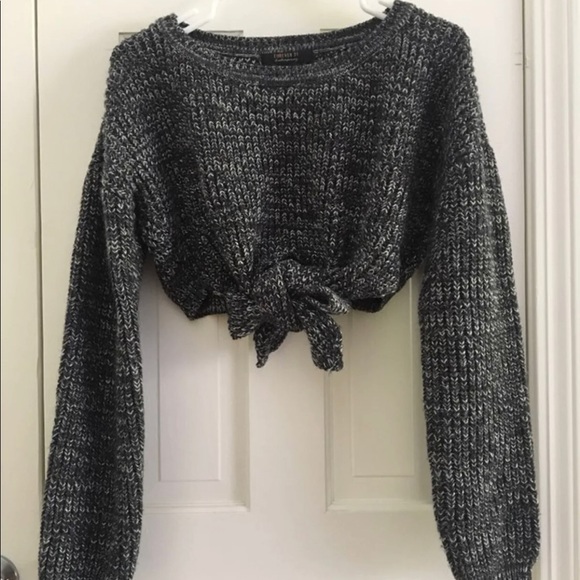 Forever 21 Sweaters - Crop top sweater